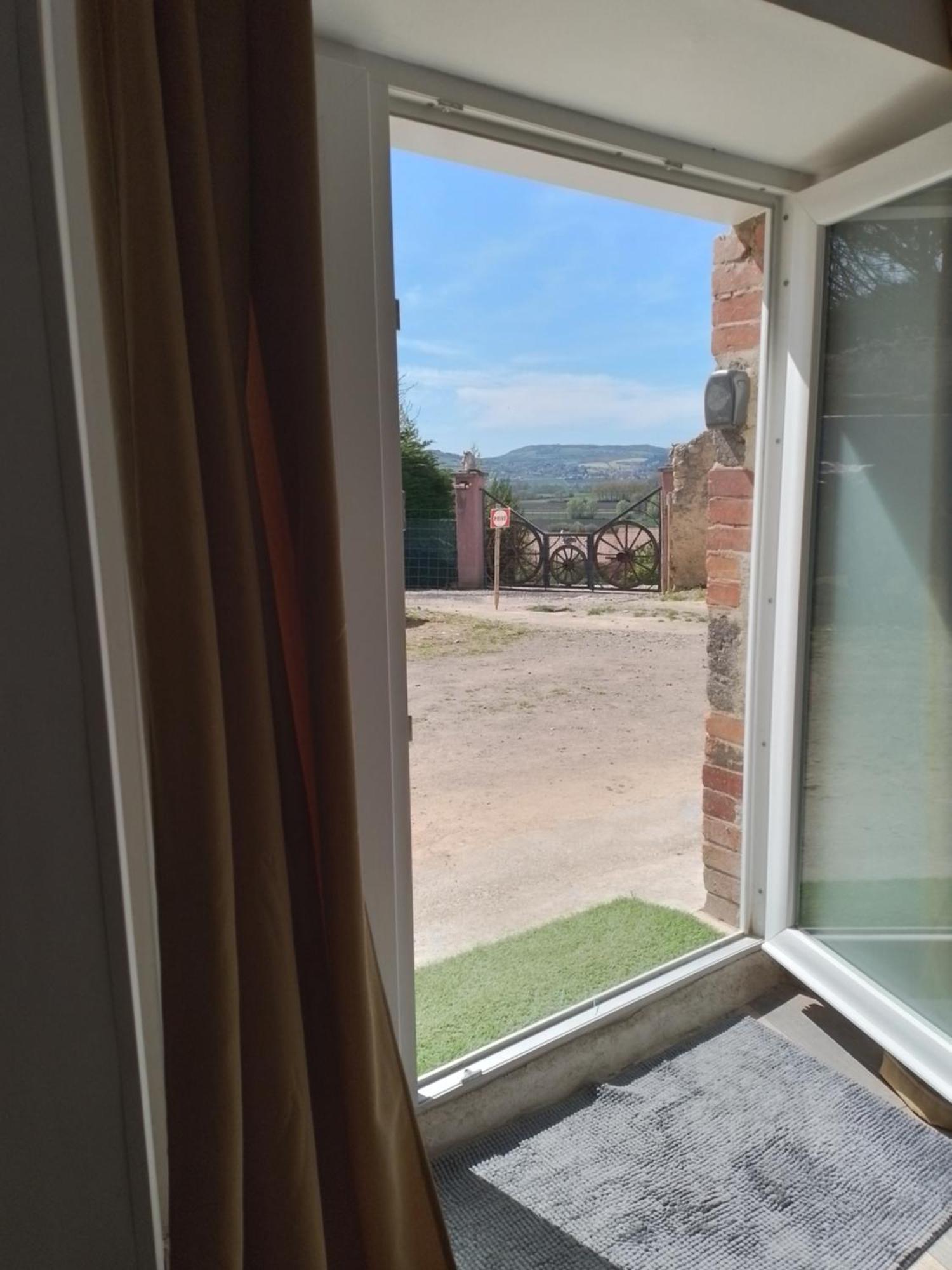 Moissat Dream Apartment Bagian luar foto